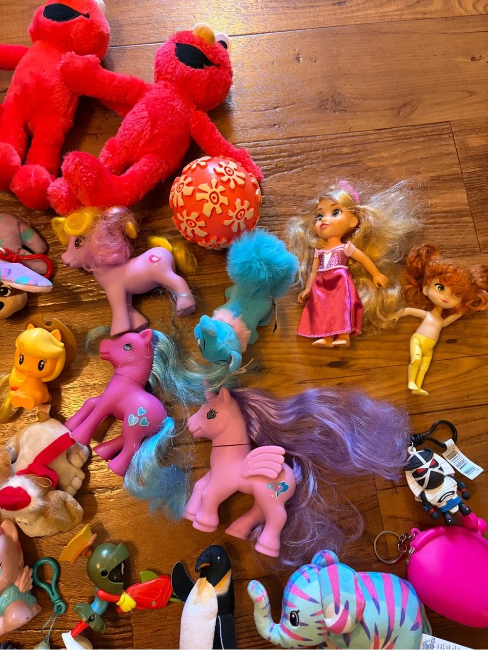 Bundle Of 60 Small Mix Of Collectible Toys Too Many To List! Reseller Bundle